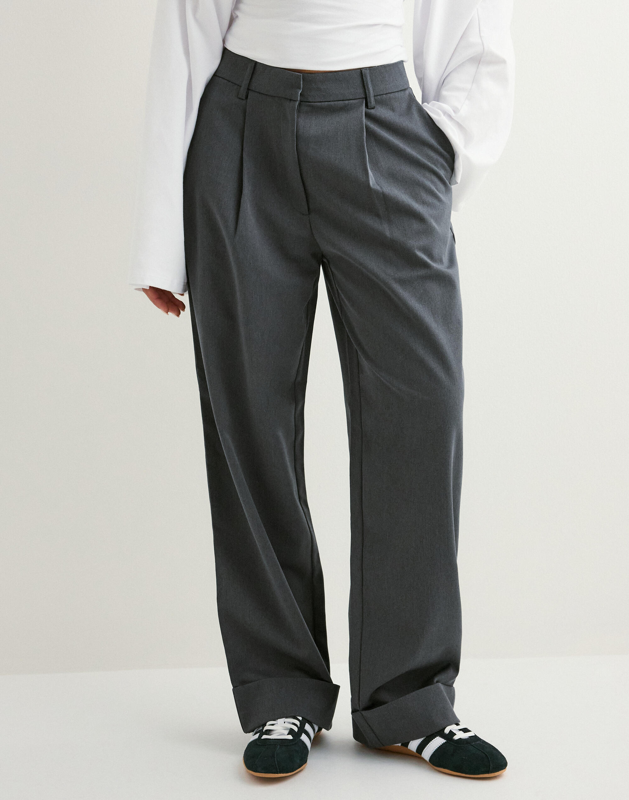 Buy Pieces PCJINKX LW FOLD UP PANTS - Asphalt | Nelly.com