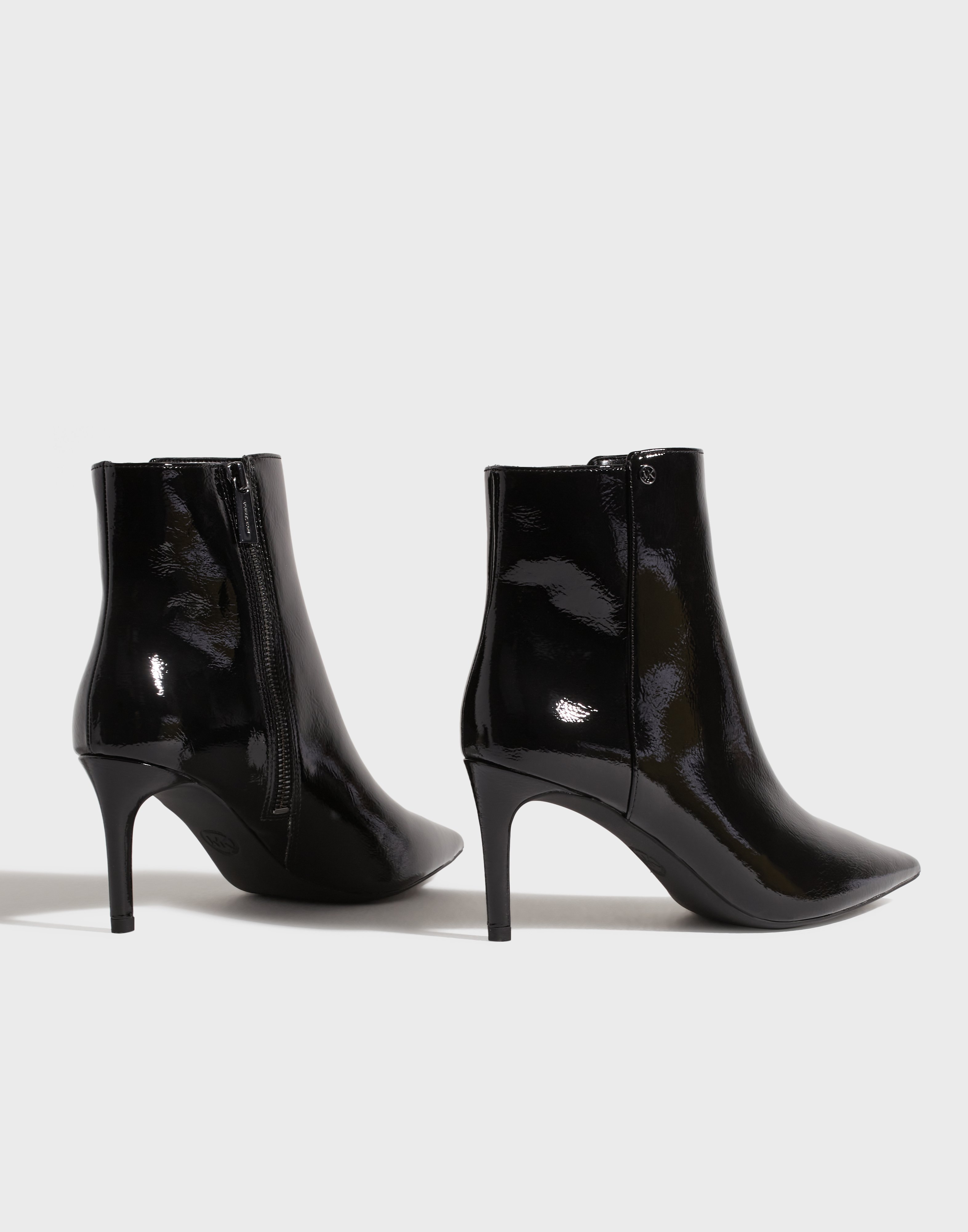 Buy Michael Kors ALINA FLEX BOOTIE - Black | Nelly.com
