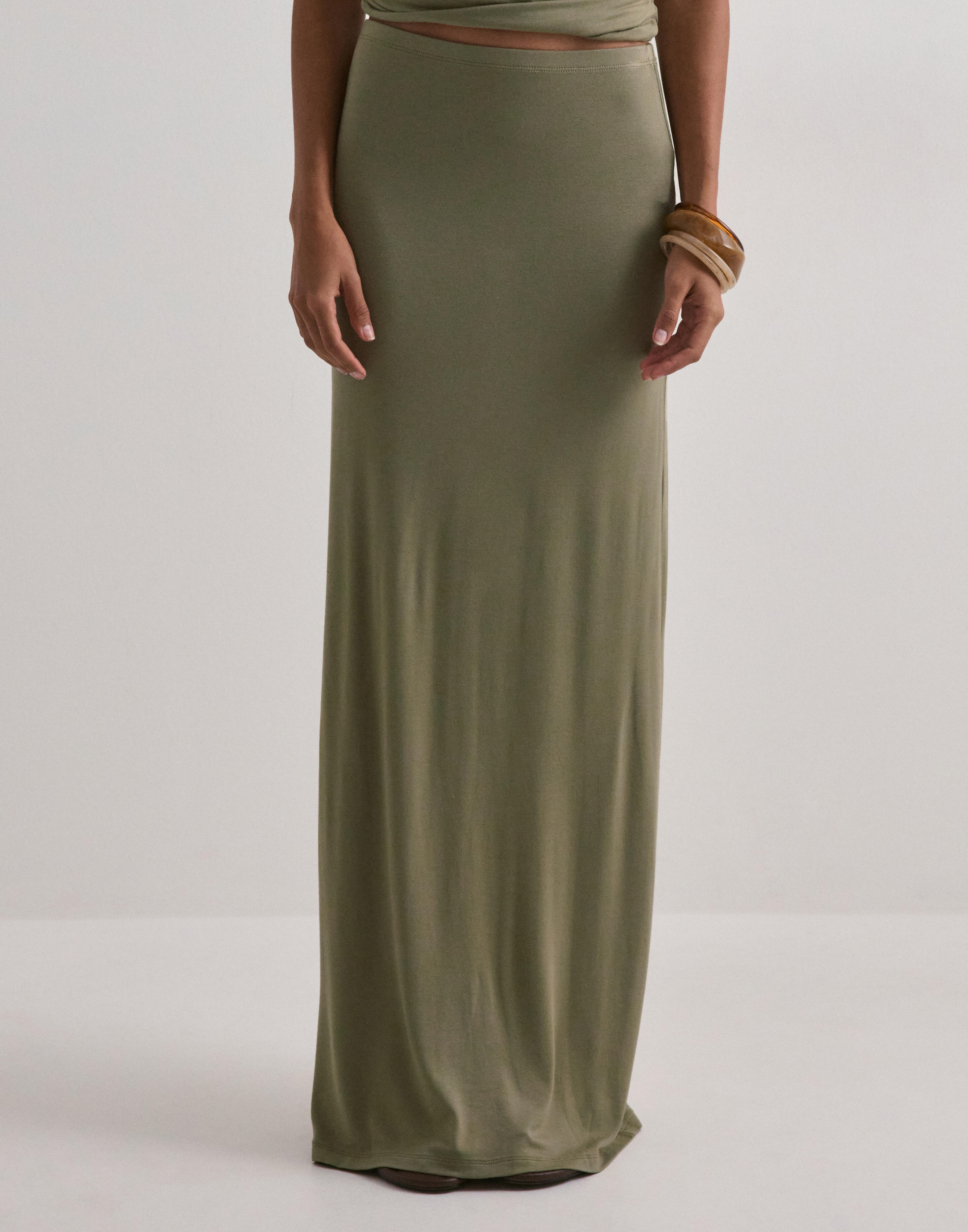 Low Waist Maxi Skirt