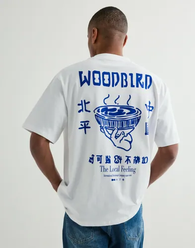 Woodbird Baine vit t-shirt med tryck fram och bak, oversized