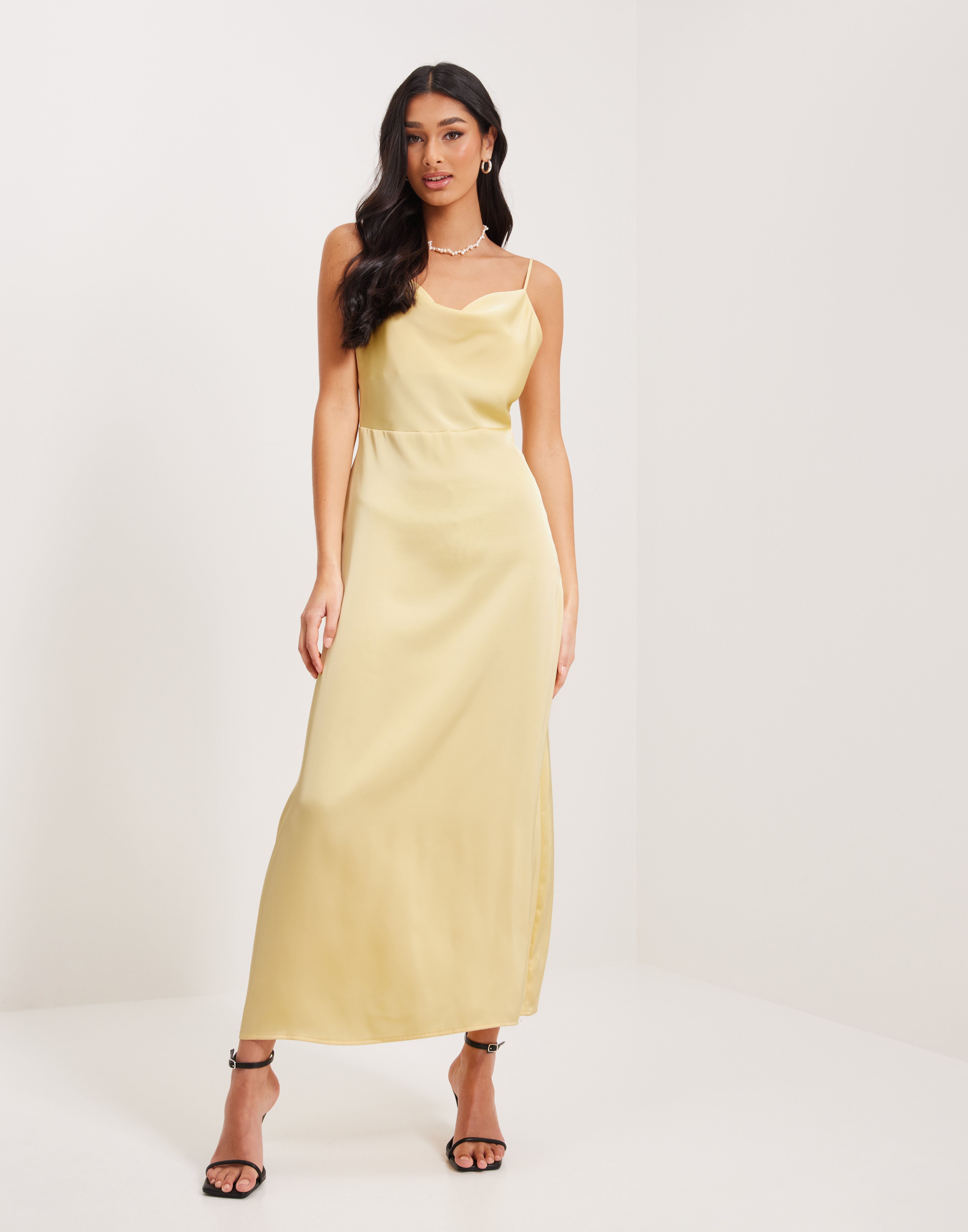 Viravenna Strap Ankle Dress Scarab