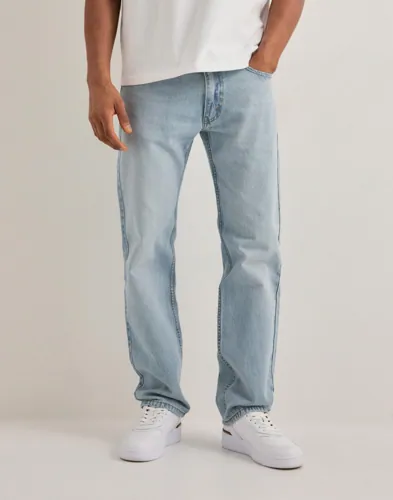 Blå Levi's 555 jeans i relaxed straight fit med femficksdesign