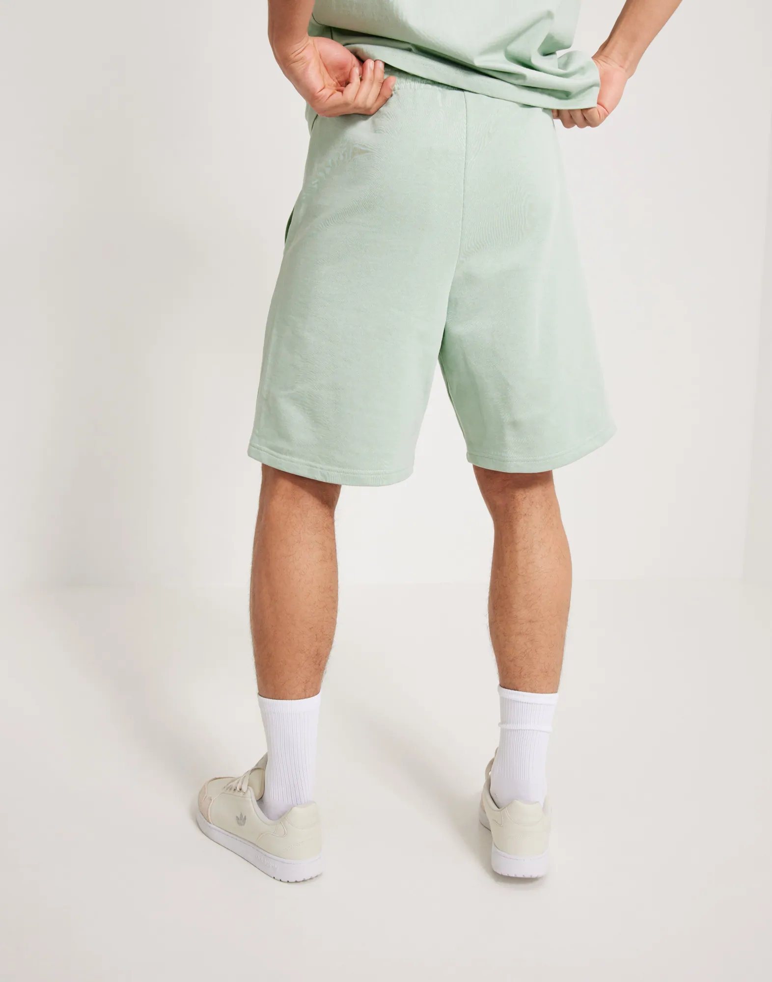 BAIERN oversized sweat shorts