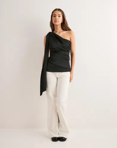 Malina - Sort - Nelly Draped One Shoulder Top