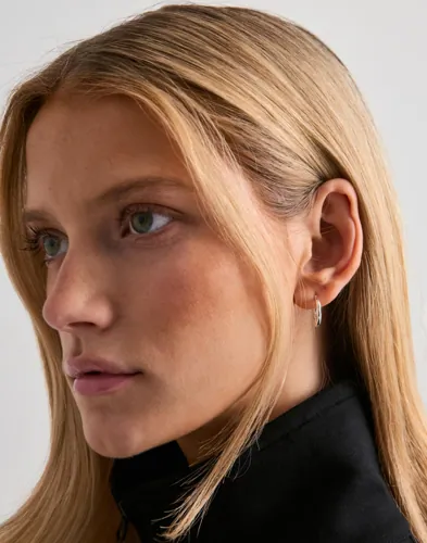 PILGRIM Nova Hoop Earrings örhängen dam – bild 2