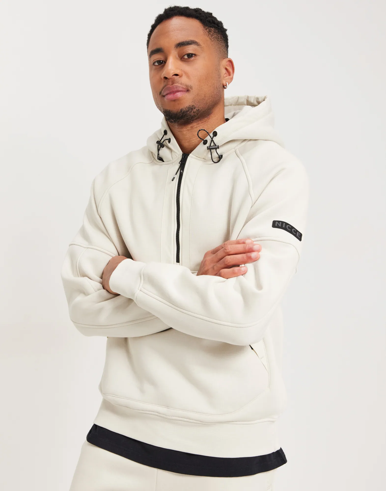 RELAY HALF ZIP HOOD