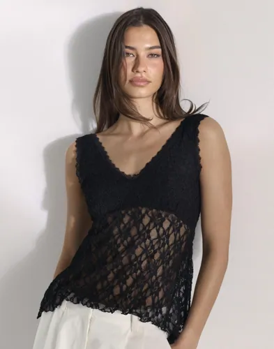 Nelly - Sort - Lace Flounce Top