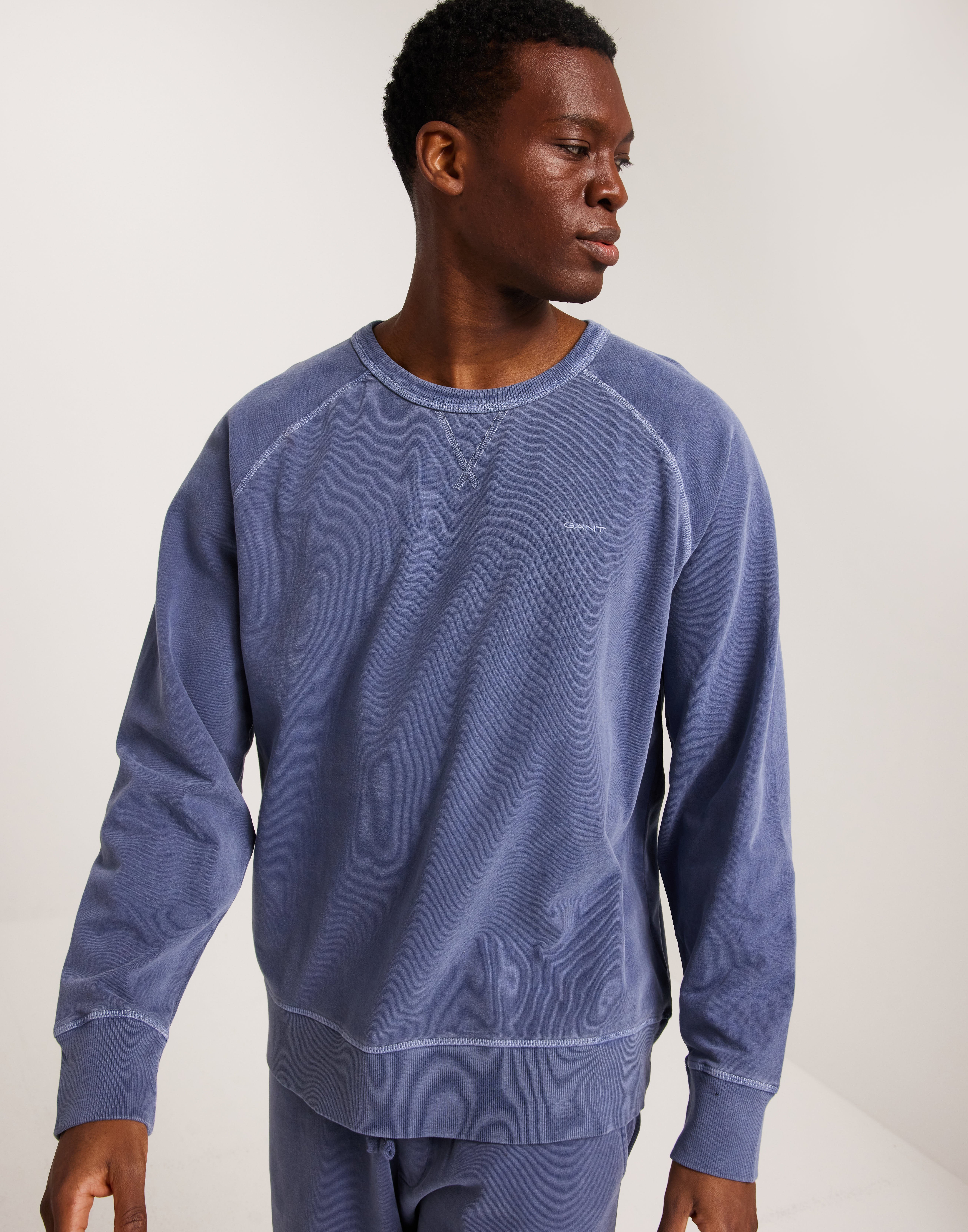 Buy Gant SUNFADED C NECK SWEAT Blue Sea NLYMAN