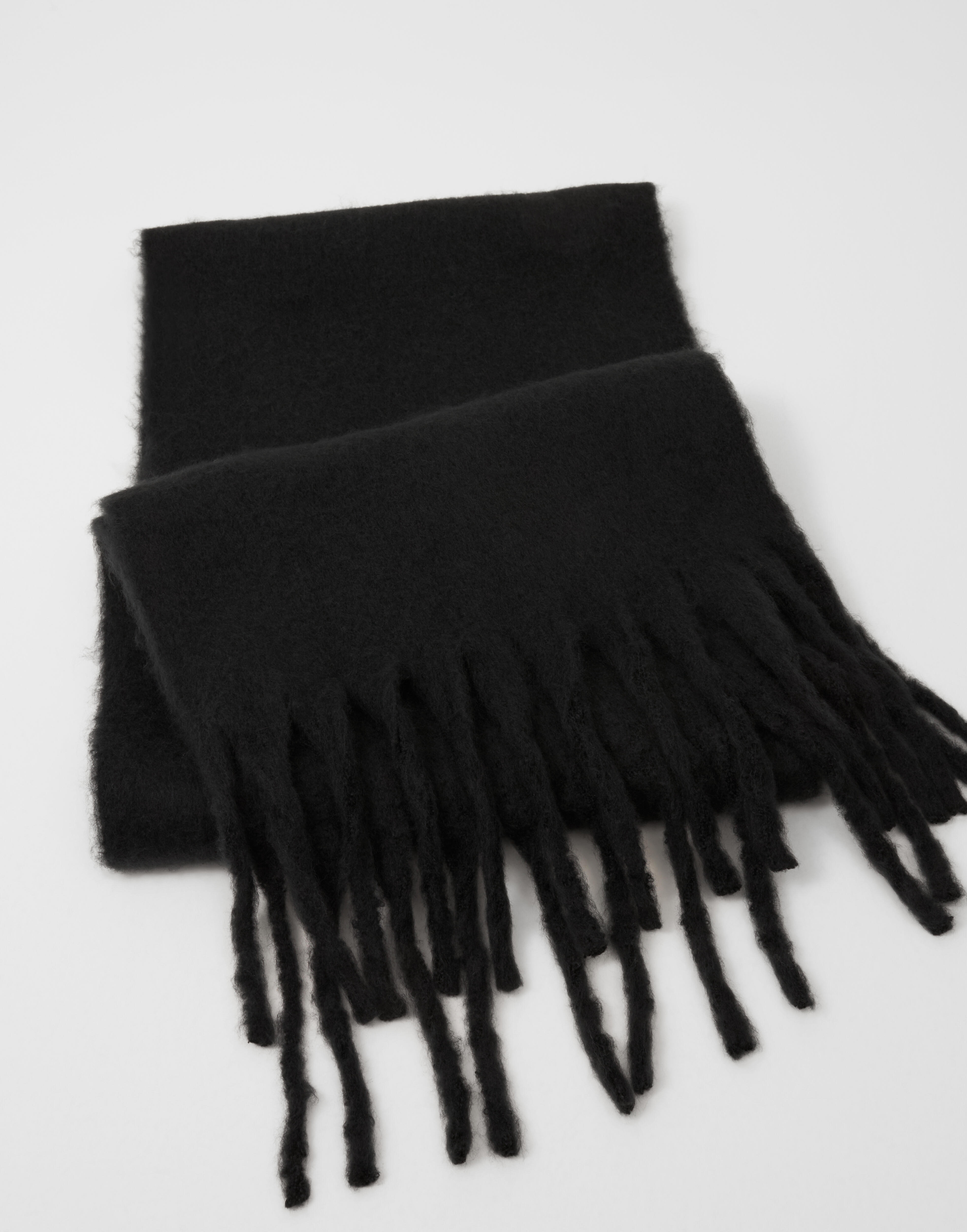Buy Nelly Chunky Fuzzy Scarf - Black | Nelly.com