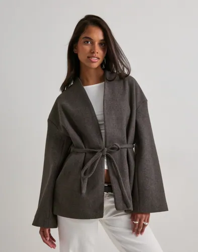 Vero Moda - Brun - Awsijina Ls V-Neck Short Jacket Noo