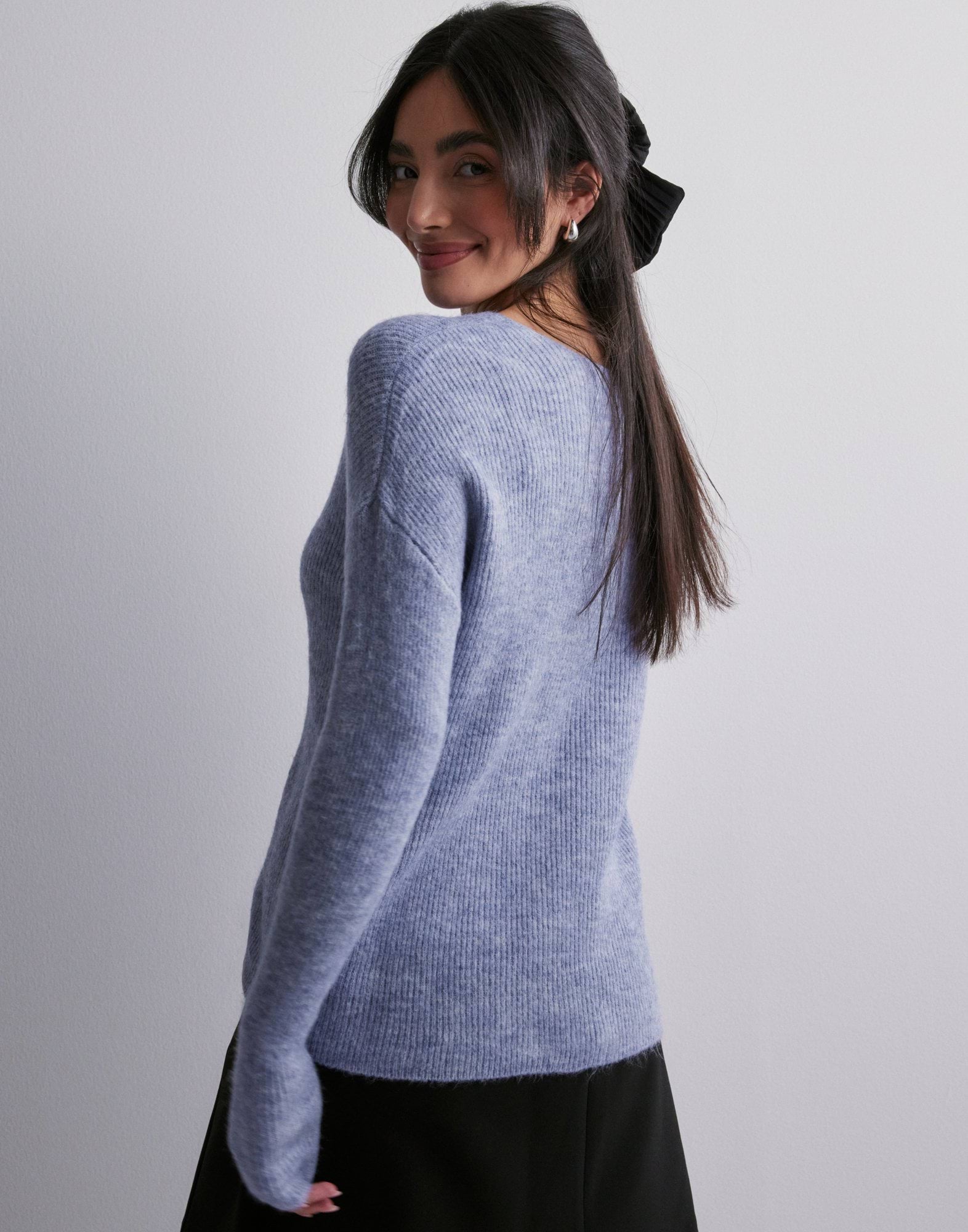 ONLCAMILLA V-NECK L/S PULLOVER KNT