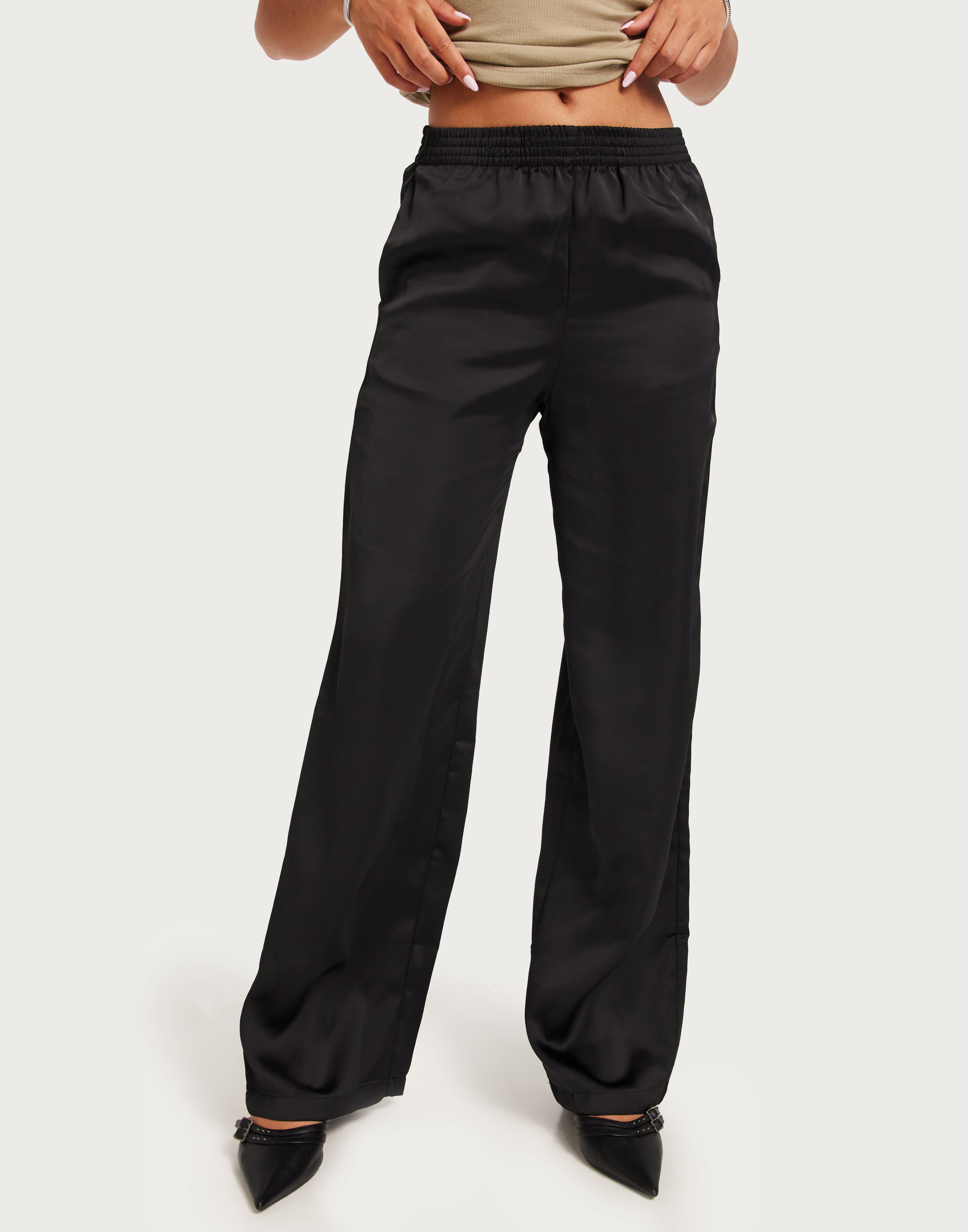 Buy JJXX JXKIRA REGULAR SATIN PANT NOOS - Black | Nelly.com