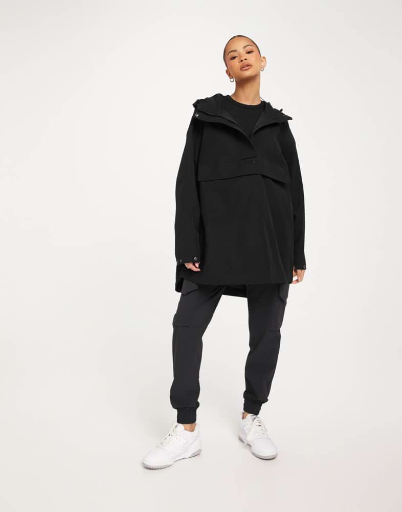 Osta Aim n Oversized Anorak Black Nelly osta-aim-n-oversized-anorak-black-nelly