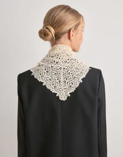 Pieces - Beige - Pckasmin Triangle Crochet Scarf