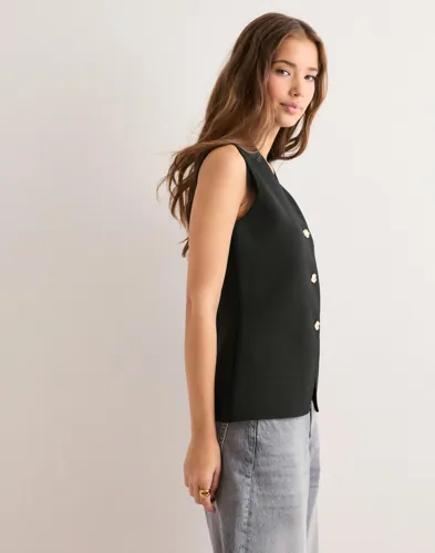 NEO NOIR Sway Smooth Knit Waistcoat stickade västar dam – bild 3