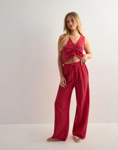 PIECES Pcsastina Sl Cropped Top Wvn Bc toppar dam – bild 2