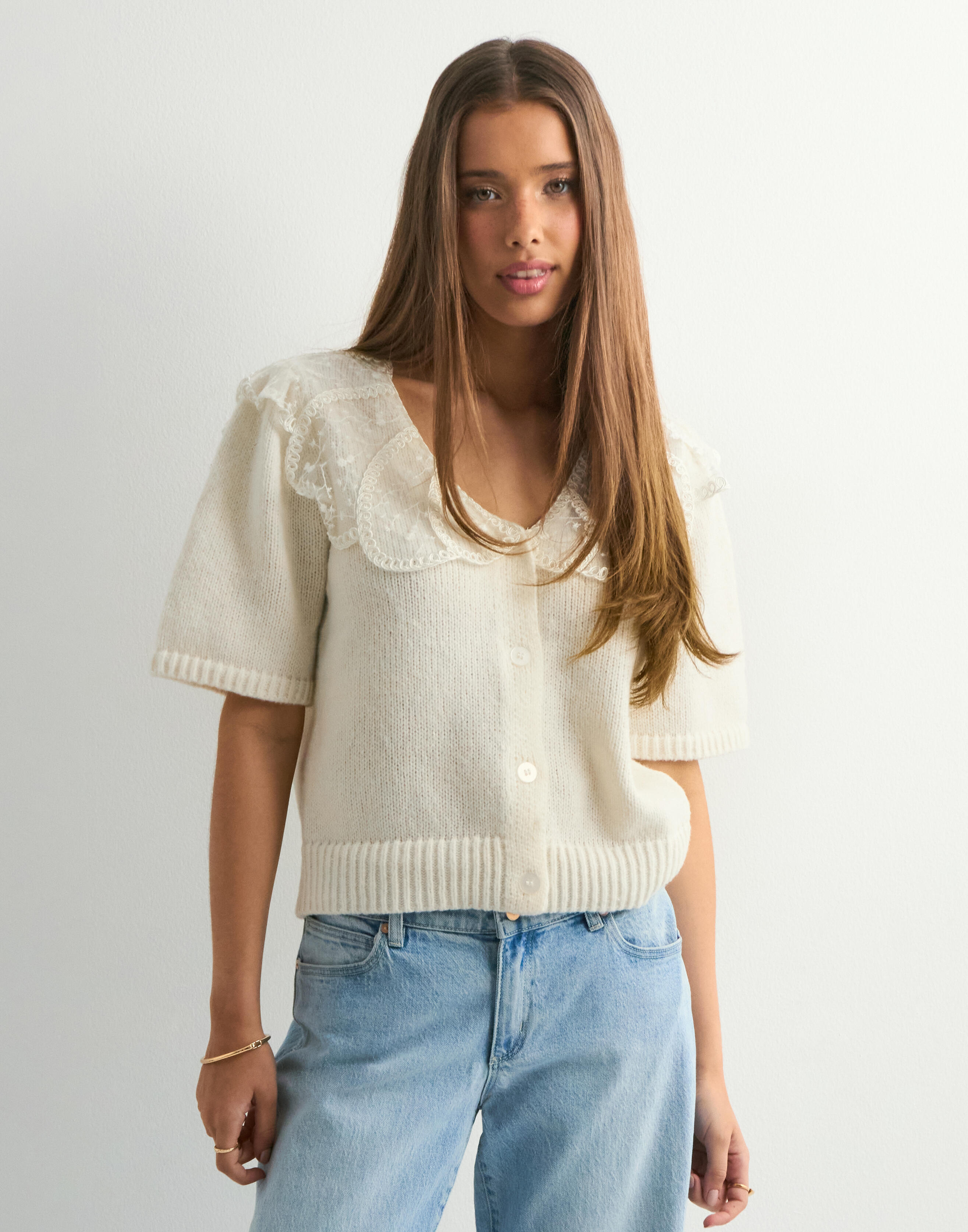 トップス Acka. lace collar knit cardigan Lace Collar Crop Cardigan | Chunky White Pearl Buttoned