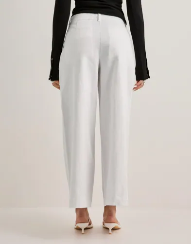 VERO MODA Awvana Mw Wide Ankle Pant Noos cargobyxor dam – bild 2