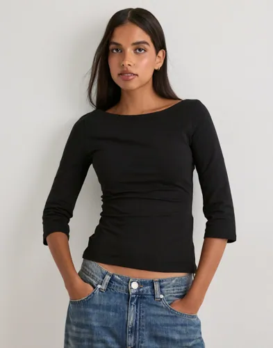 Perfect Basic Half Sleeve Top