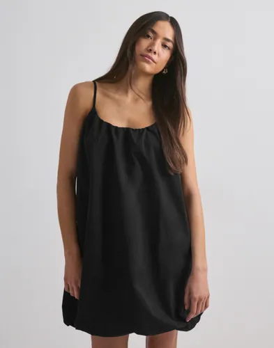 ONLY Onlfiru Strap Short Balloon Dress korta klänningar dam – bild 3