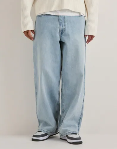 Levi's blå baggy jeans i loose fit med femficksdesign