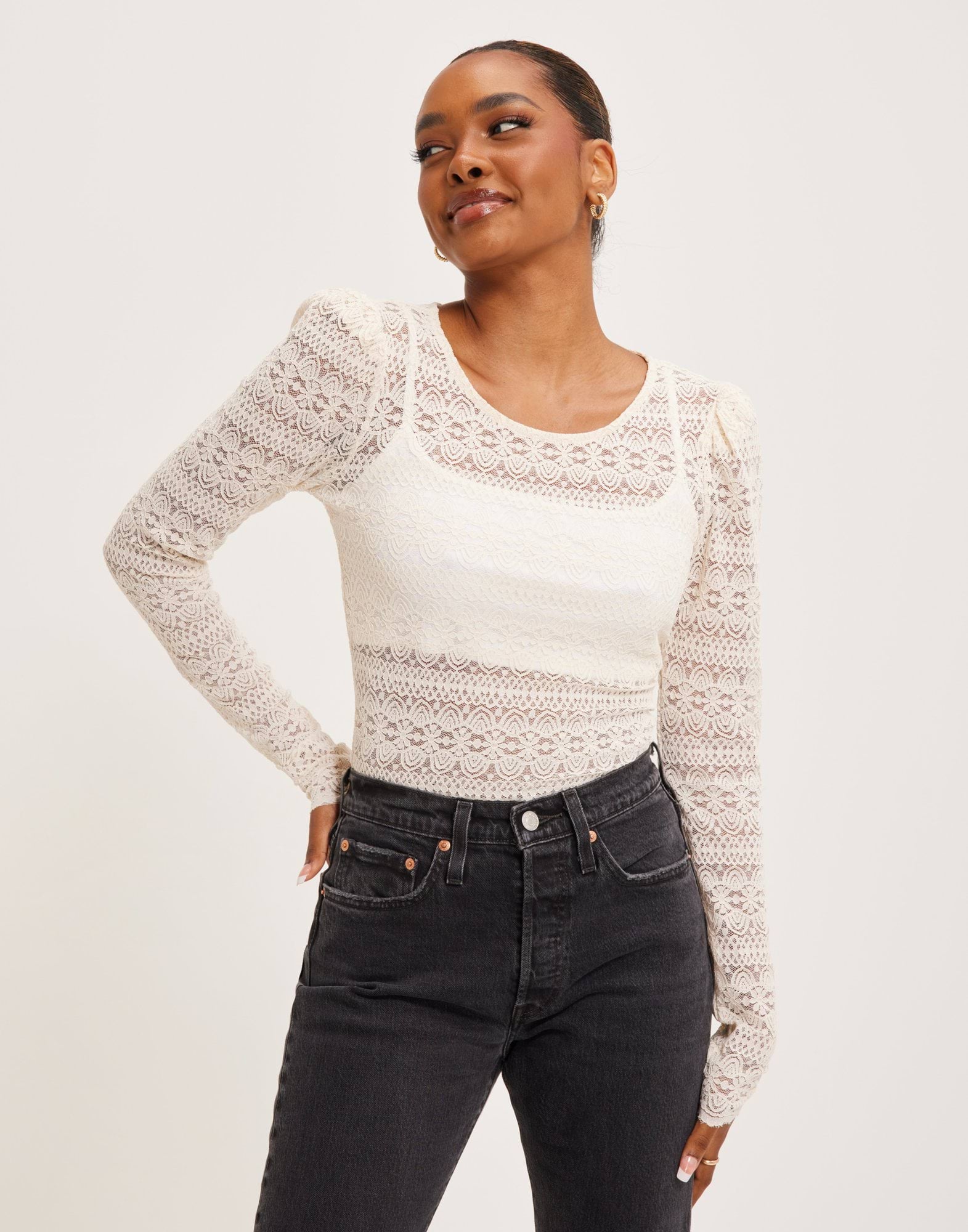 VICHIKKA O-NECK PUFF SHOULDER L/S T