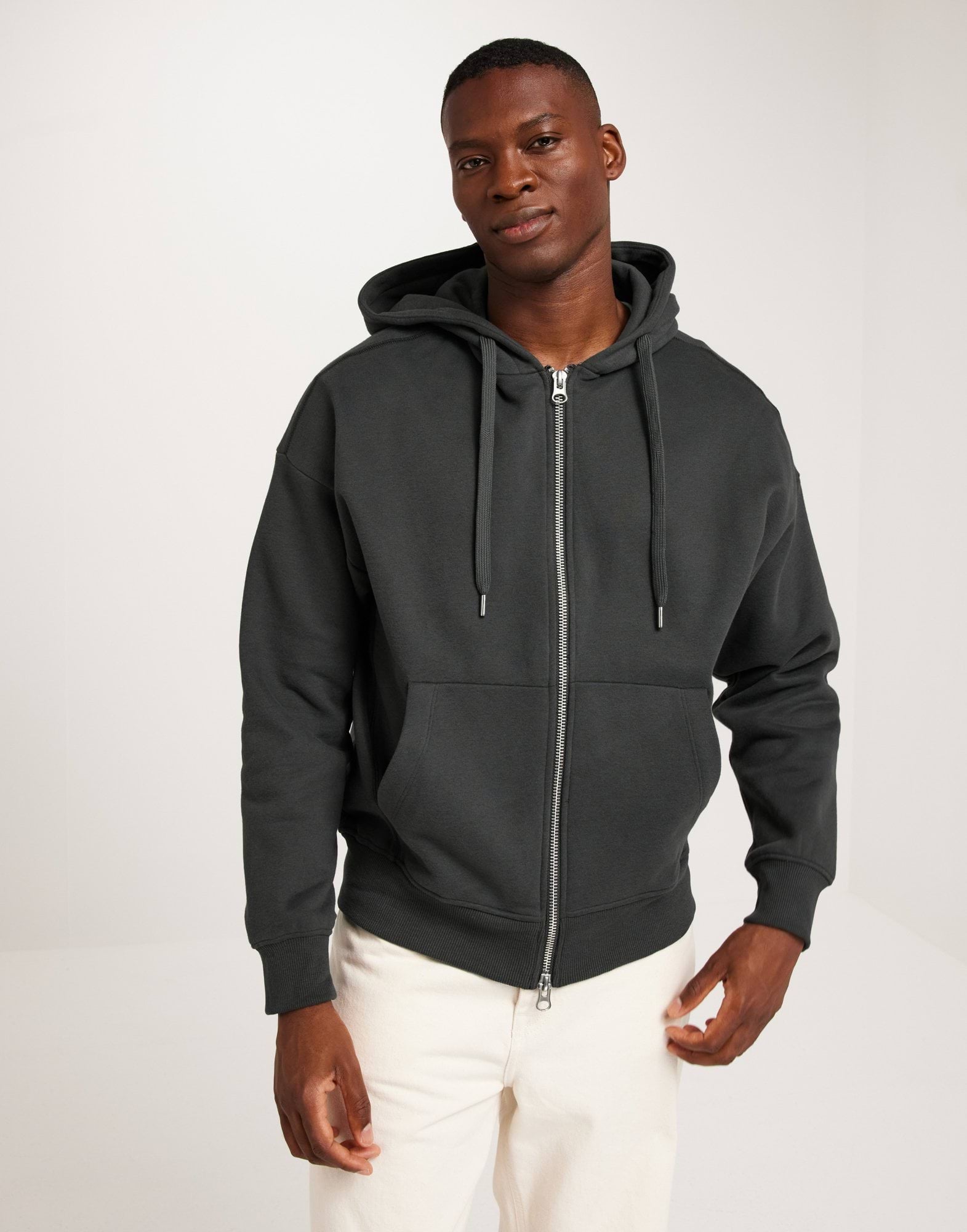 JORVOLUME SWEAT ZIP HOOD BLK