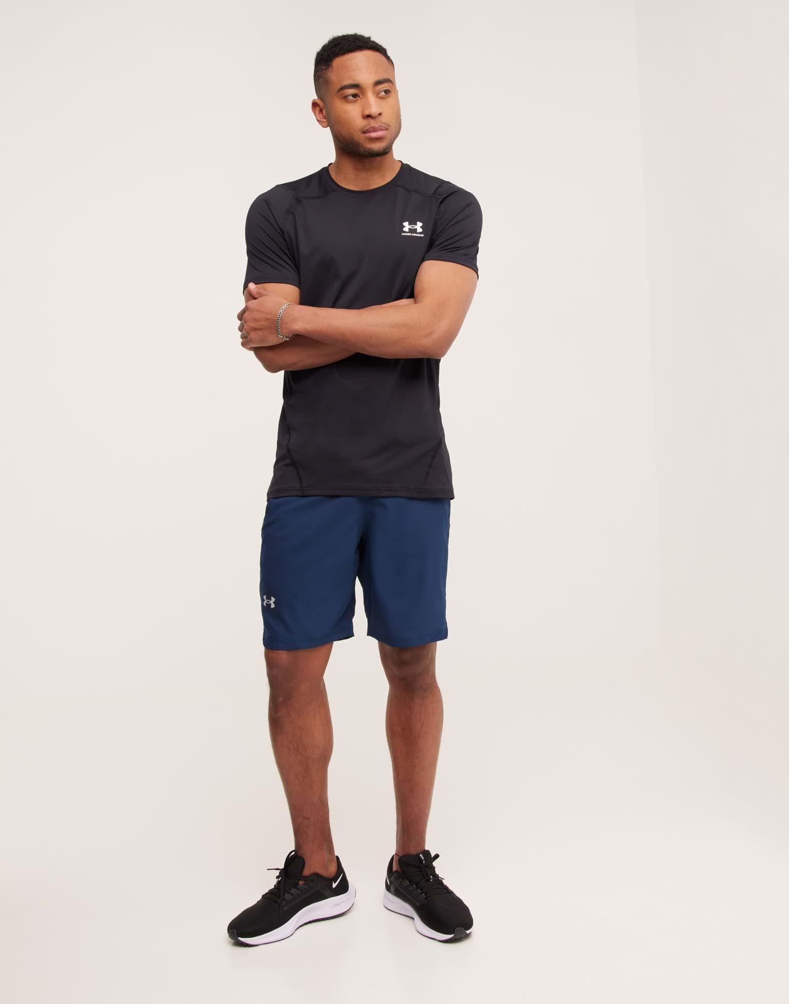 UA Vanish Woven 8in Shorts