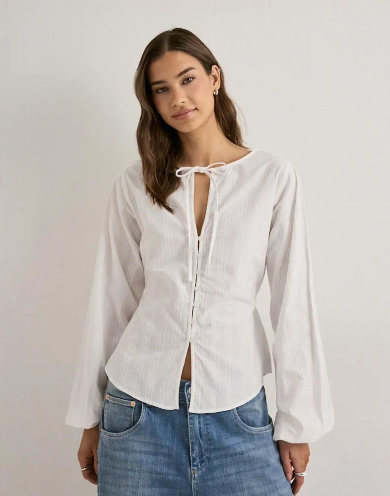 Clean Structure Blouse
