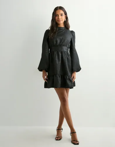 Vero Moda - Sort - Vmsulle New Ls Short Dress Wvn Exp