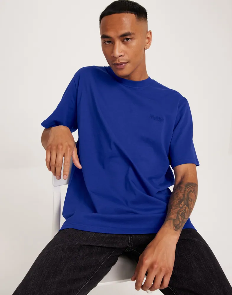 WBBaine Base Tee