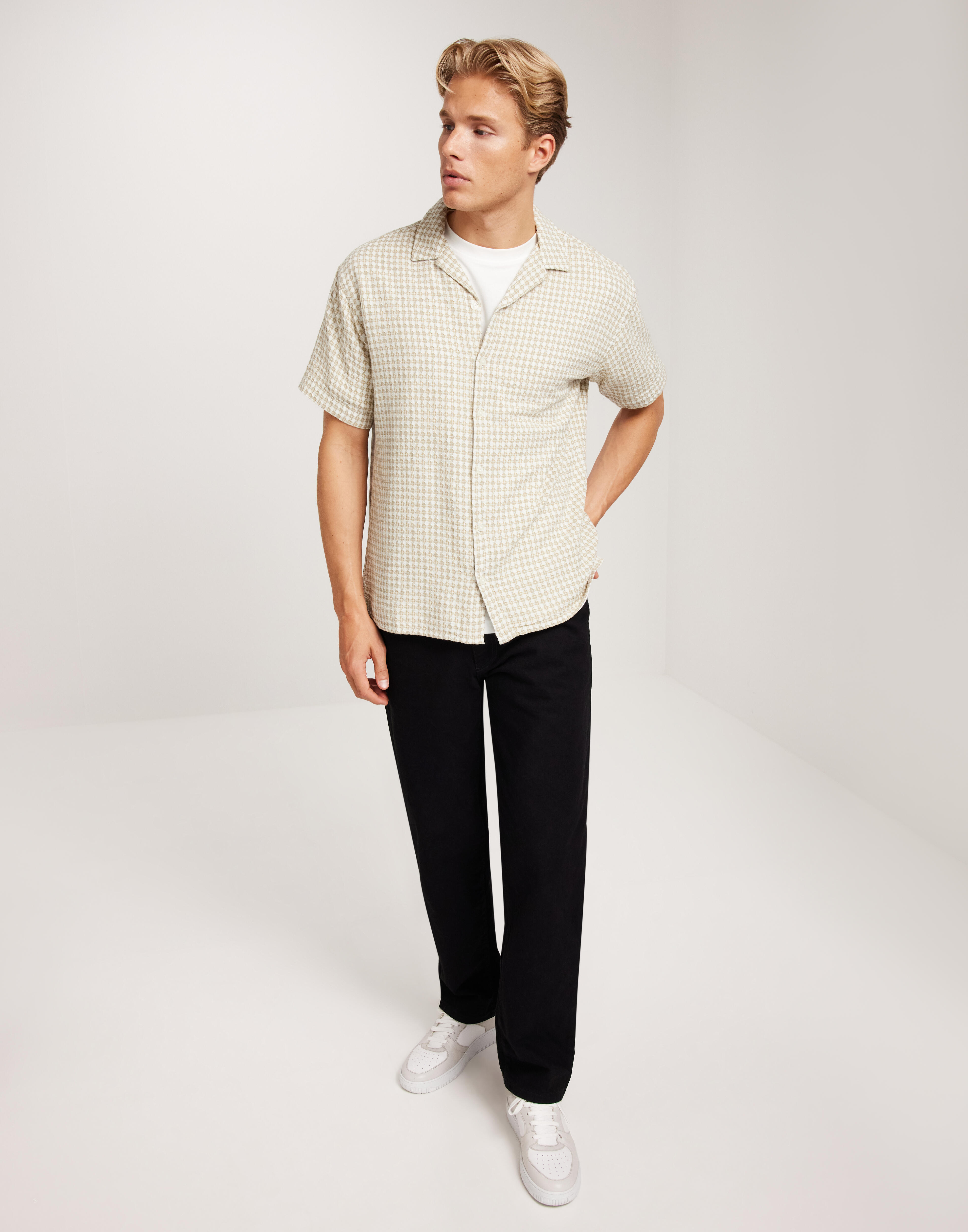 人気デザイナー LS ZIP HALF POLO KNIT JJEEMIL Jones & Jack Buy NOOS Black - ストラップ