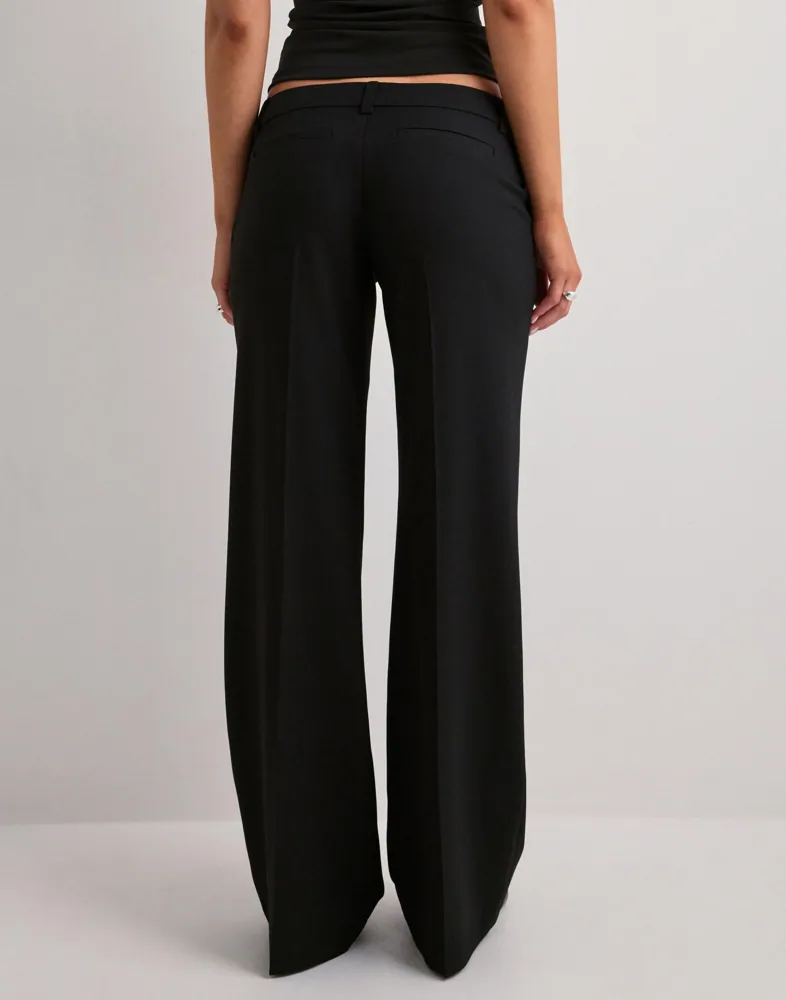 Nelly Super Low Waist Loose Flare Pants byxor dam – bild 2