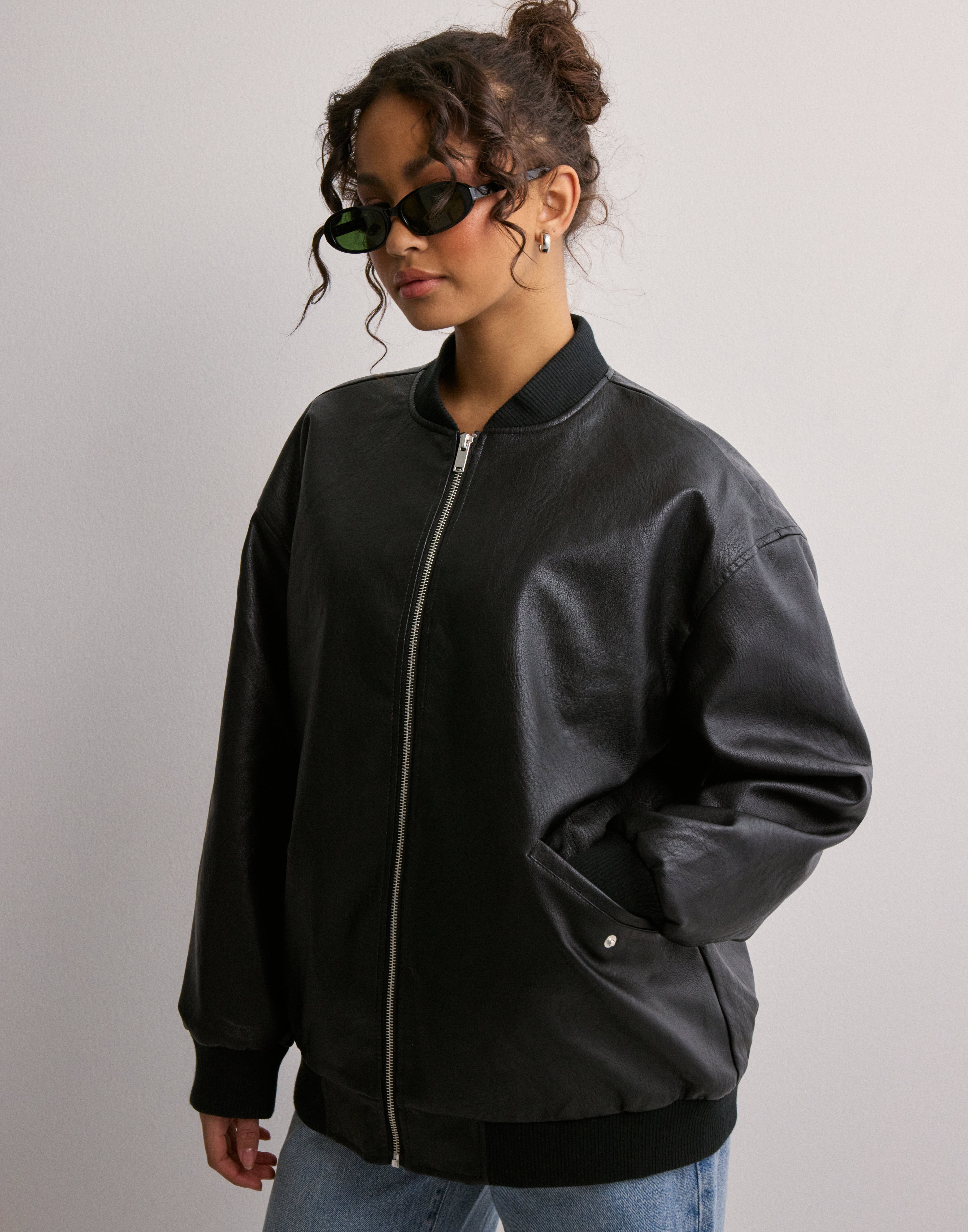 Nelly Vero Moda Coated Jacket VERO MODA Nelly Snake Print Short