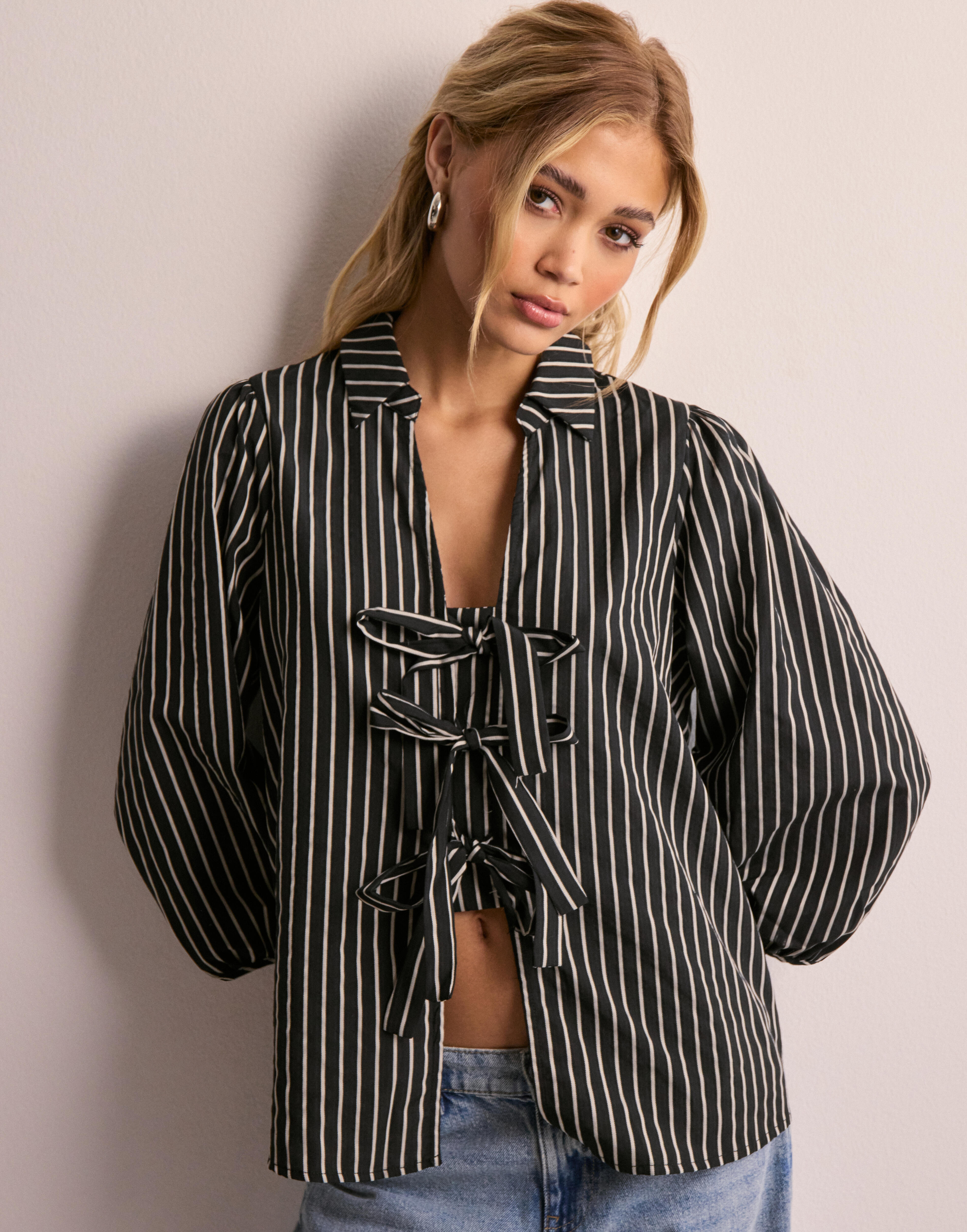 ヴェロモーダ Vero Moda 【 Mayla Long Sleeve Blouse Women 】 レディース ヴェロモーダ Vero Moda 【 Mayla Long Sleeve Blouse Women