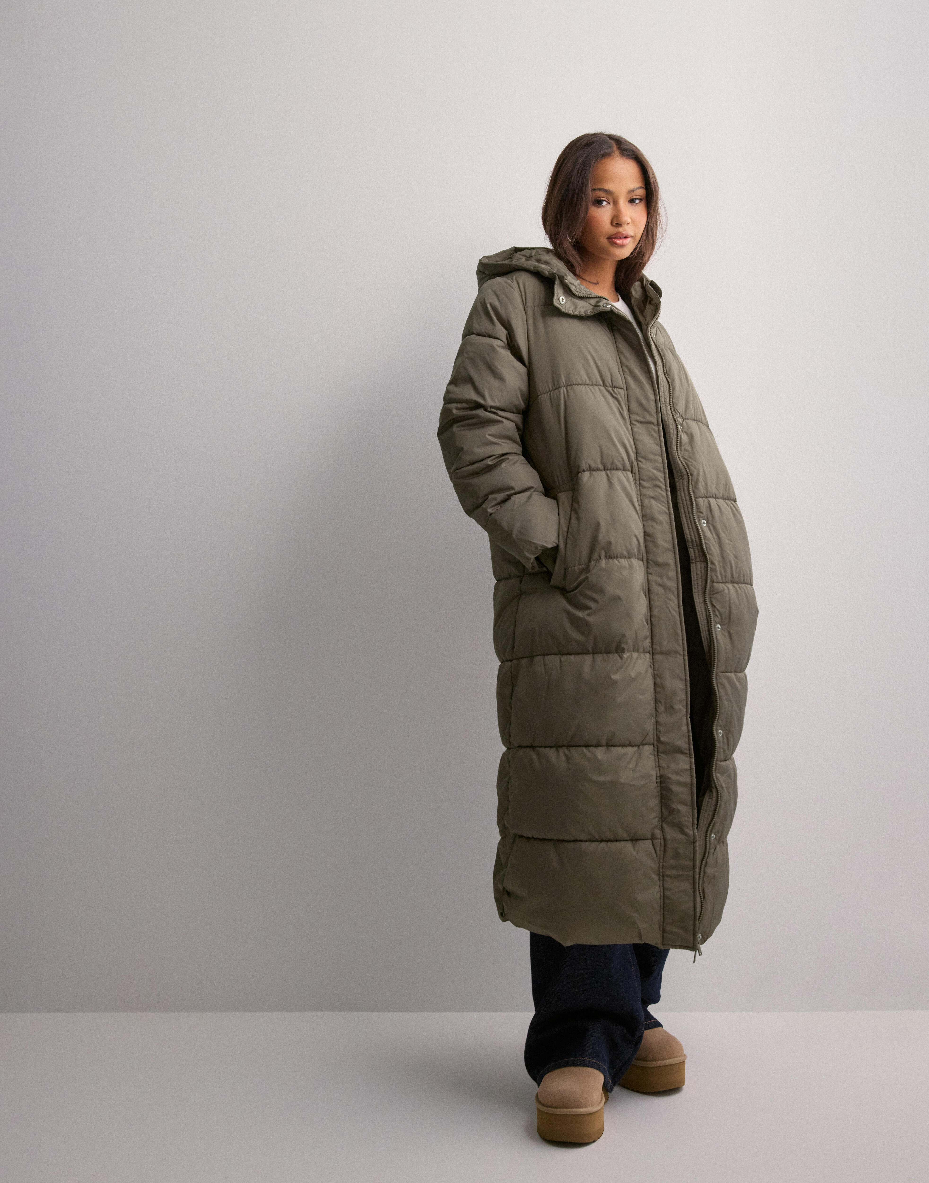 Buy Pieces PCMADDIE LONG PUFFER JACKET NOOS BC - Mushroom
