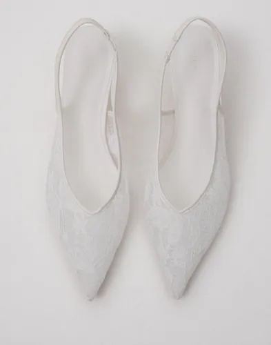 Lace V-Shape Slingback 2