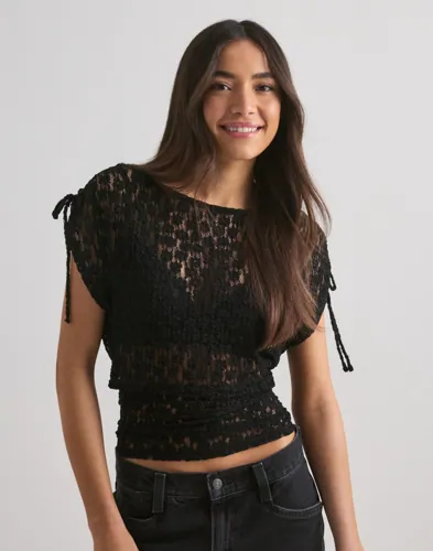Nelly - Sort - Wonderful Lace Shoulder Top