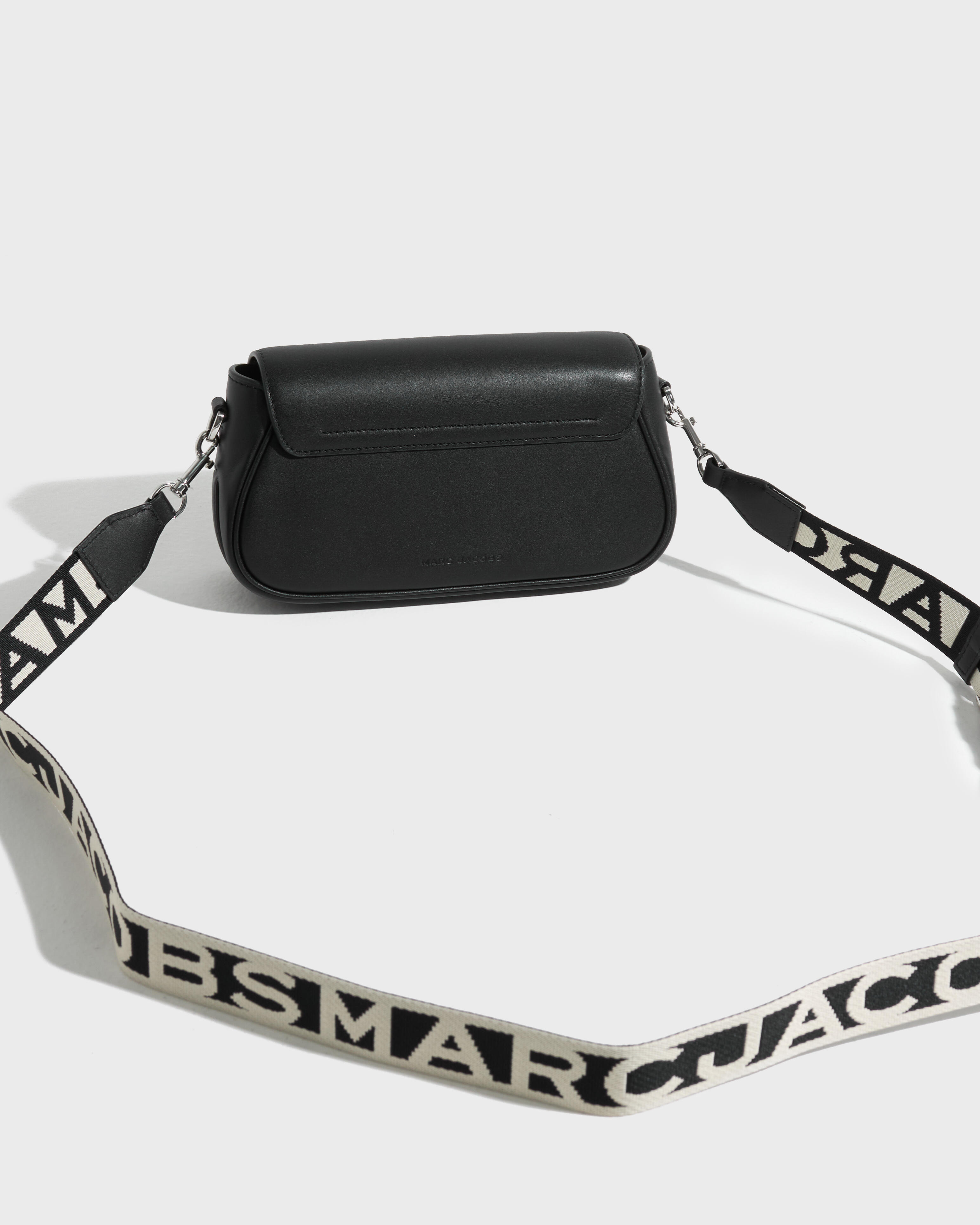 Buy Marc Jacobs THE LARGE SHOULDER BAG - Black | Nelly.com