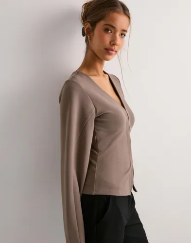 Waist Focus Cardigan 2