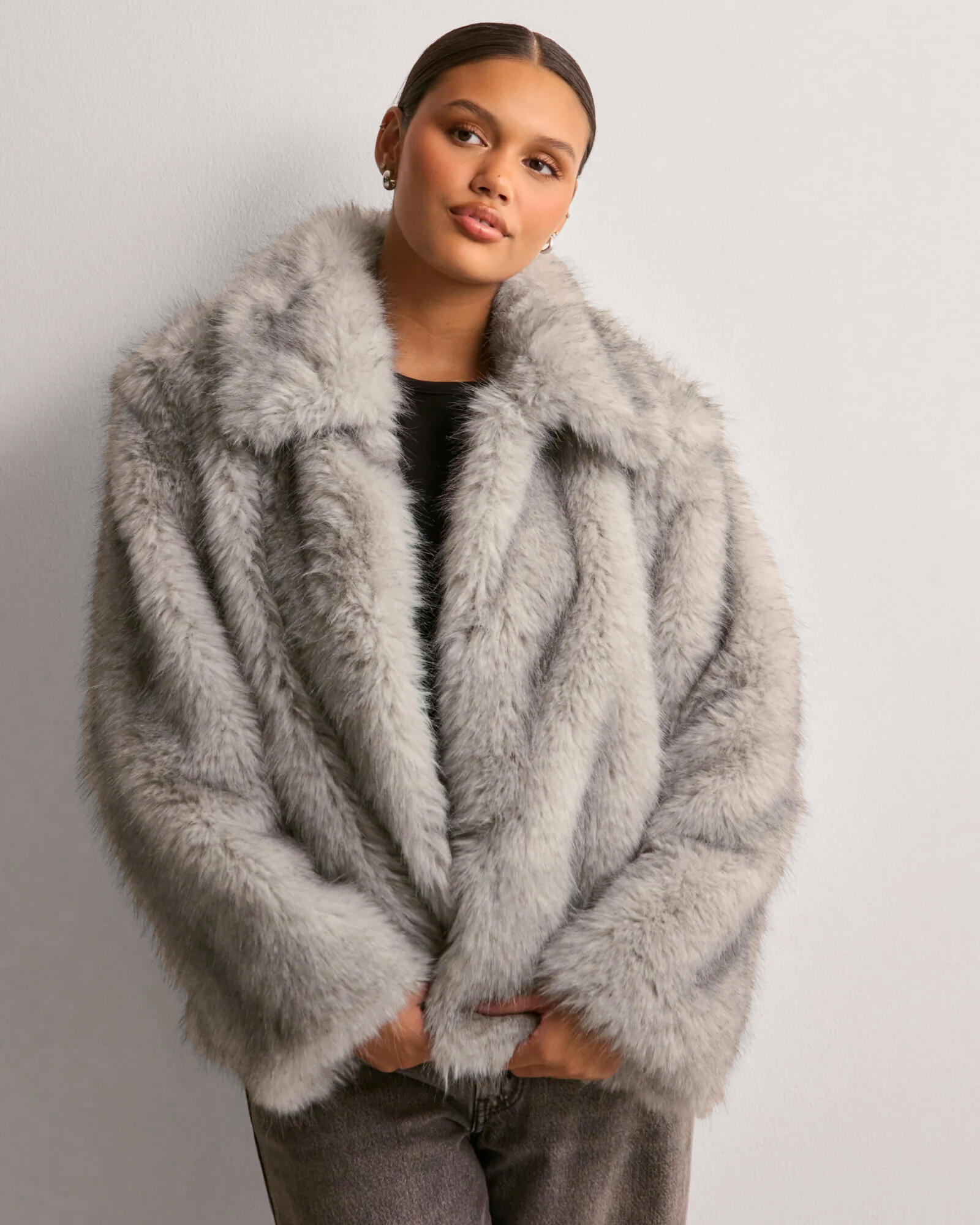 Buy Only ONLRUBINA FAUX FUR JACKET OTW - Gray Violet Steeple Gray