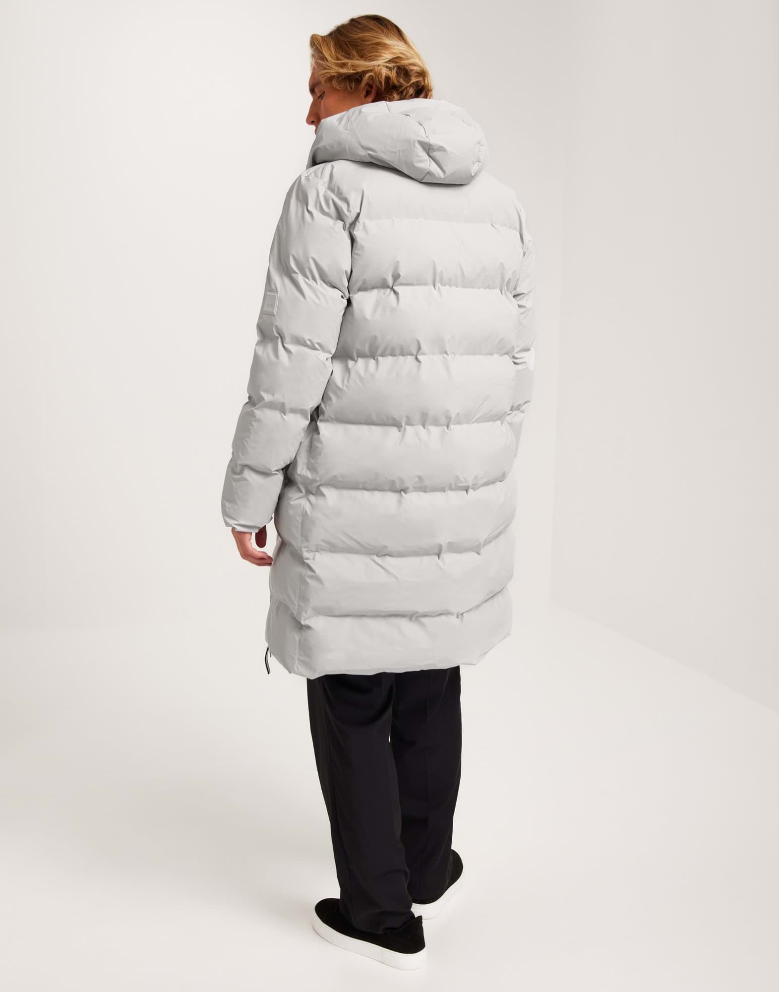 RAINS Cappotto Lungo Unisex Alta Long Puffer Jacket W3T4 - Impermeabile, Senza Piume, Collo Alto Con Cappuccio, Tasche Laterali - 4