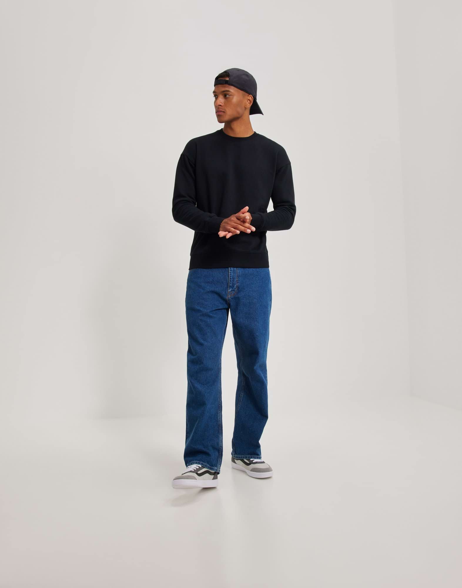 JJESTAR BASIC SWEAT CREW NECK NOOS