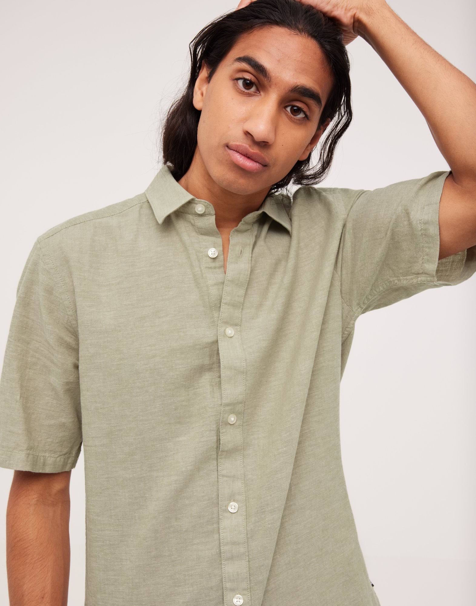 ONSCAIDEN LIFE SS SOLID LINEN SHIRT