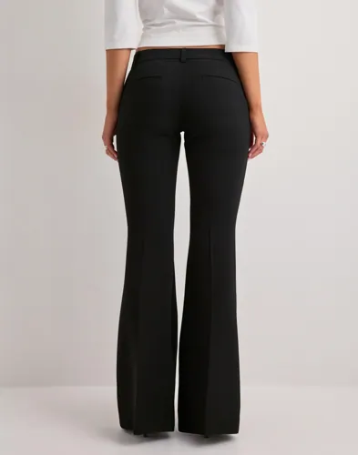 Nelly - Svart - Wide Flare Suit Pants