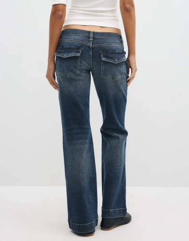 Relaxed Bootcut Cargo Jeans