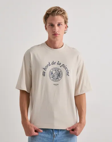 Selected Men Slhboxynorman Graphic Ss O-Neck Tee T-shirts med tryck Beige
