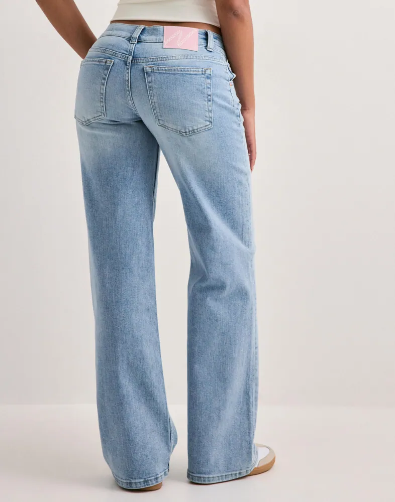 Ultra Low Waist Loose Jeans