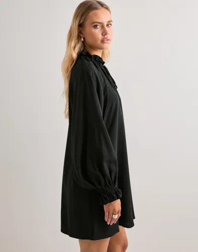 ONLY Onlfayce Ls Short Loose Dress Wvn sommarklänningar dam – bild 2