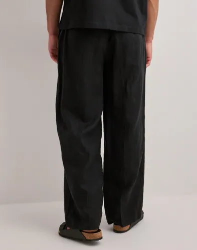 Que Sera Sera Logan Loose Linen Pant Linnebyxor herr – bild 2